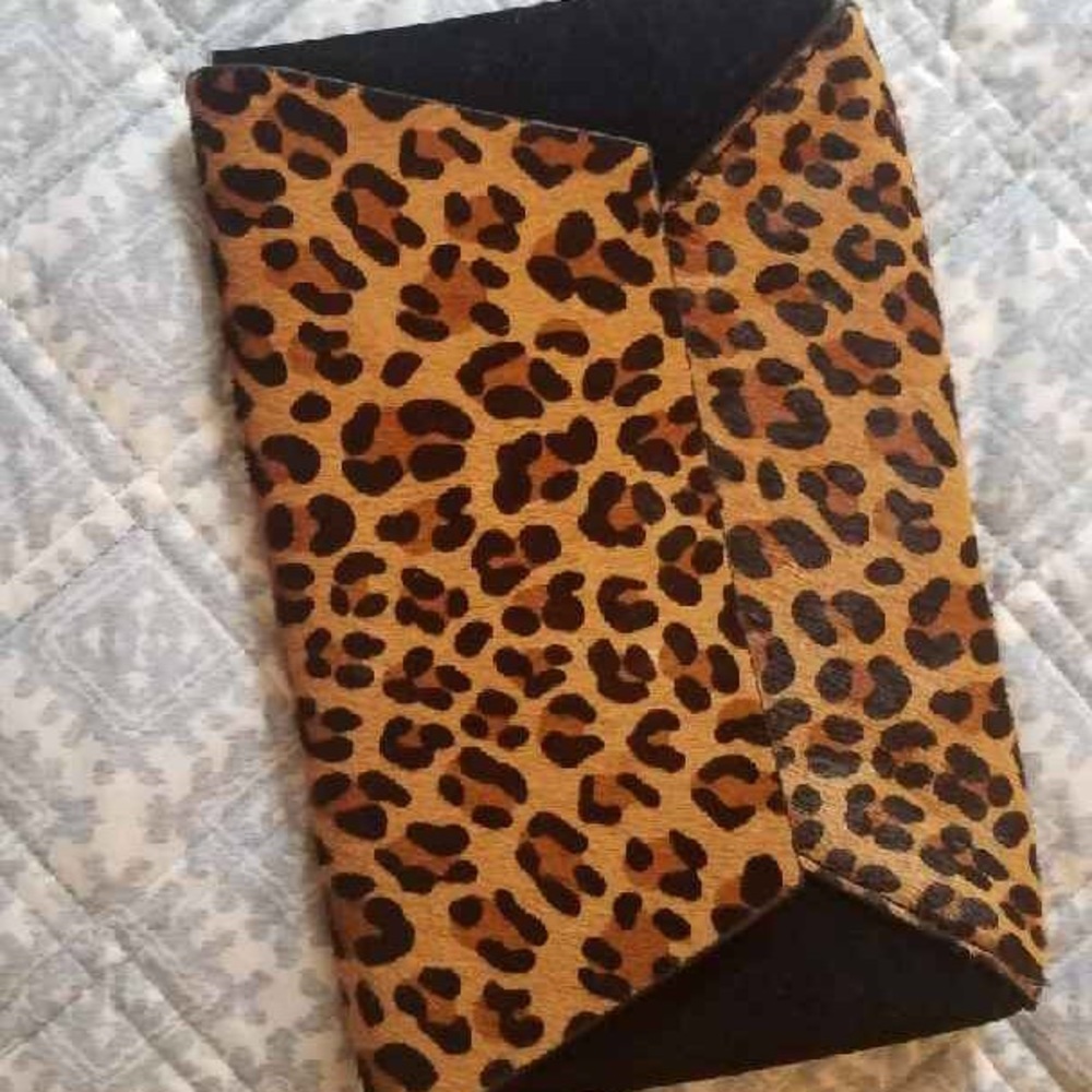 J. Crew Calf Hair & Suede Leopard Envelop Clutch🐆 - Picture 3 of 7